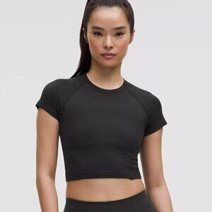 Lululemon Womens |6| Black Swiftly Tech Cropped Short-Sleeve Shirt 2.0